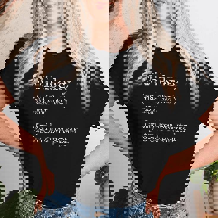 Vintage Whiskey Drinkers Definition Of Whisky Camiseta de mujer Regalos para ella