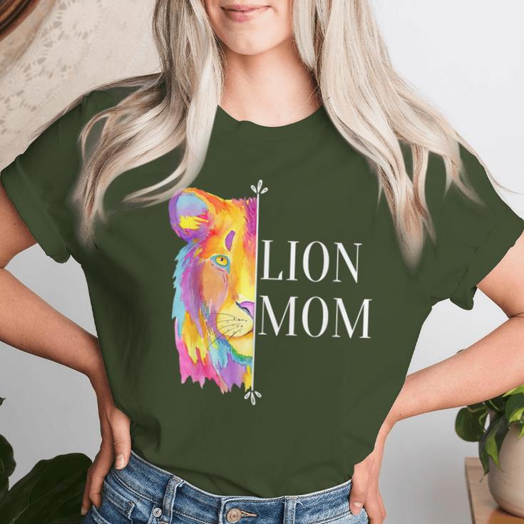 With Lion Mum Motif For Mother's Day Or Christmas T-shirt Frauen Geschenke für Sie