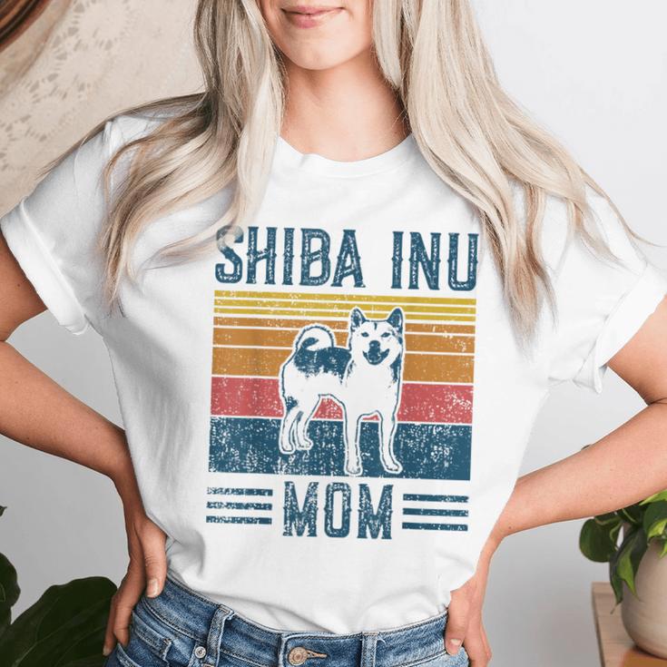 Dog Shiba Inu Mom -Intage Shiba Inu Mom Gray T-shirt Frauen Geschenke für Sie