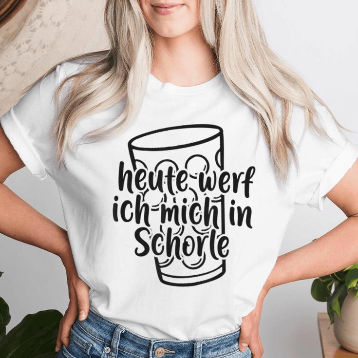 Heute Werf Ich Mich In Schorle Dubbeglas Palatinate Wine Festival T-shirt Frauen Geschenke für Sie