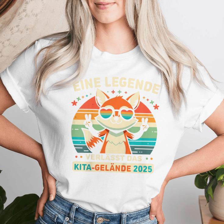 Kinder Kita Abgänger 2025 Abschluss Junge Mädchen Kindergarten T-shirt Frauen Geschenke für Sie