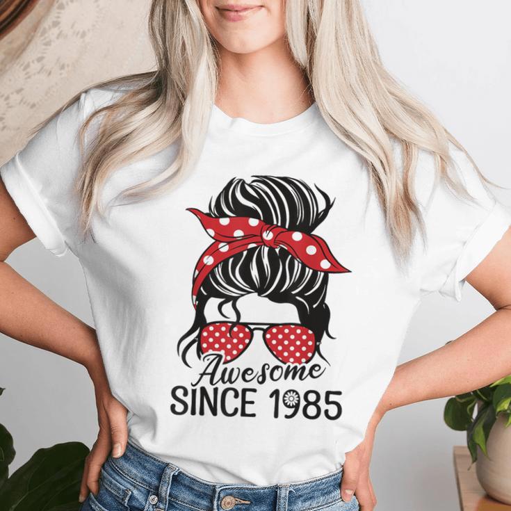 Vintage Awesome Since 1985 Woman And Girl Born 1985 Gray T-shirt Frauen Geschenke für Sie