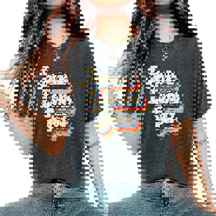 Jesus Loves Retro Vintage Christian Faith Hippie Women's Oversized Comfort Colors T-Shirt