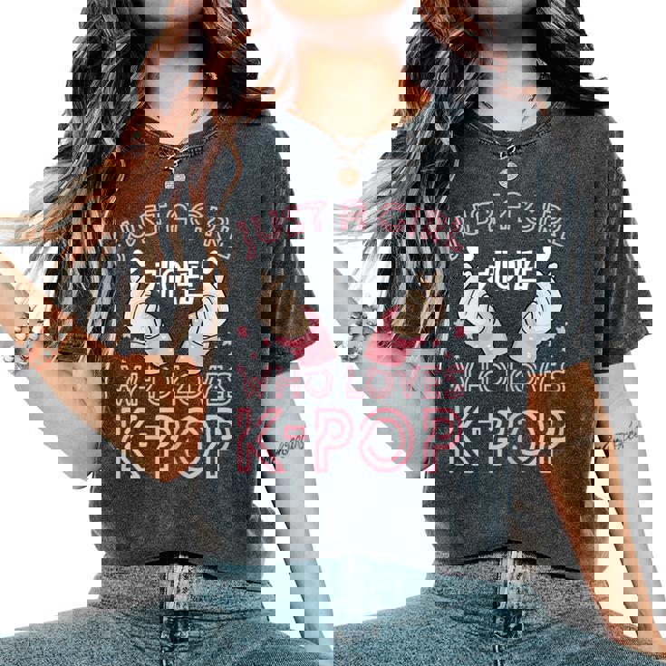Just A Girl How Loves Kpop K-Pop Korea Finger Heart Love Camiseta extragrande cómoda para mujer