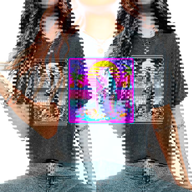 Vaporwave Raccoon Women's Oversized T-Shirt - Fun Retrowave Style