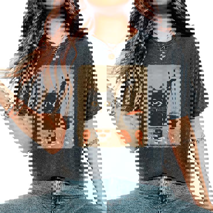 Kawaii Cat Eating Sushi Japanese Anime Cute Sushi Cat Girls Women's Oversized Comfort T-Shirt