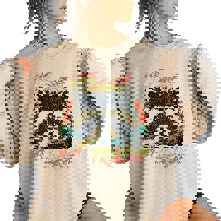 Retro Trash Panda Raccoon Women's Sweatshirt - Oversized Fit