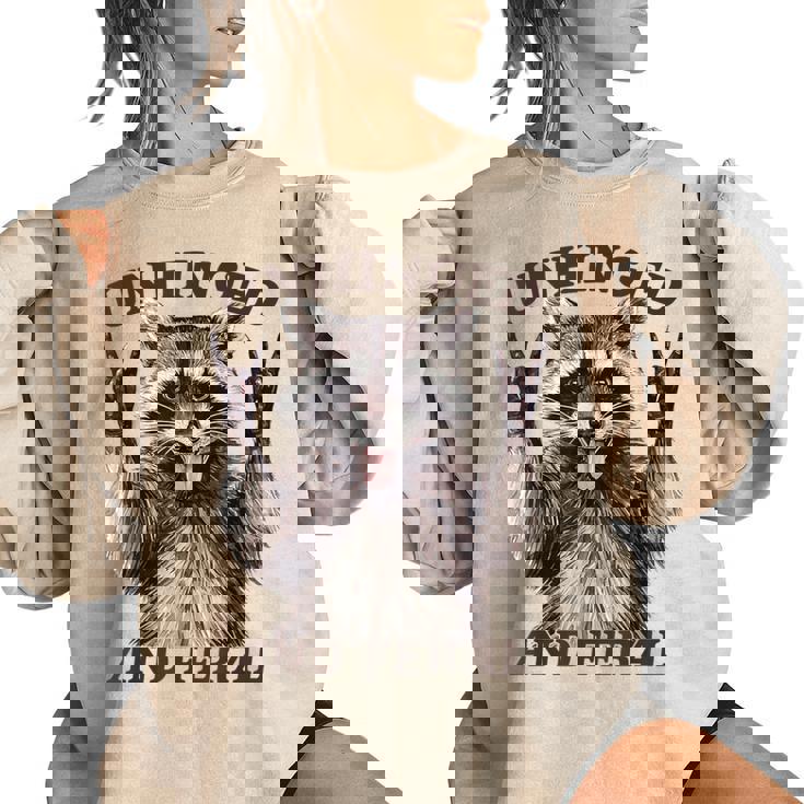 Raccoon Feral Summer Women's Oversized Sweatshirt | Retro Wildlife