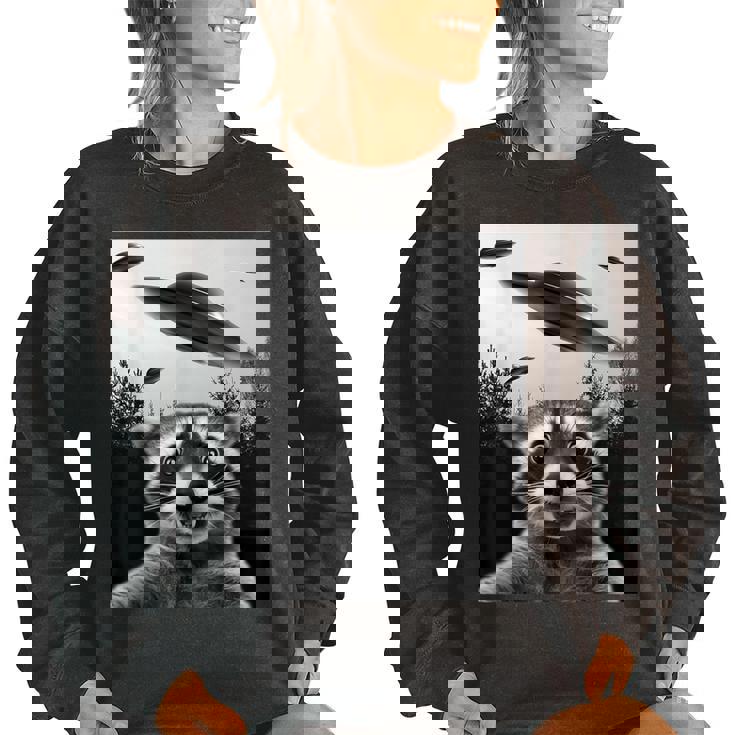 Alien UFO Raccoon Women's Oversized Sweatshirt - Quirky Style