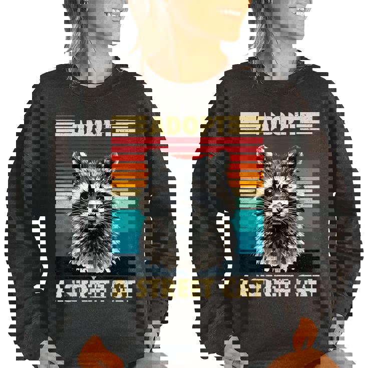 Vintage Raccoon Retro Sweatshirt for Women & Men | Cozy Oversized Fit