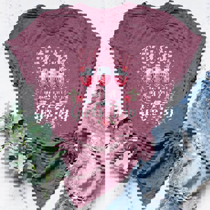 It's A Girls Trip 2025 Queen Holiday Vacation Girl Woman Bella Canvas T-shirt