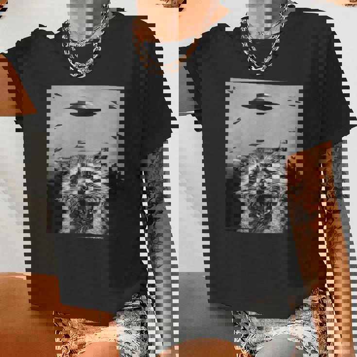Alien UFO Raccoon Crop Top - Unisex Casual Wear for All Ages