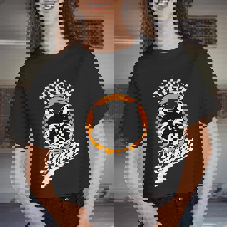 Raccoon Cartoon Crop Top – Casual Style for All Seasons