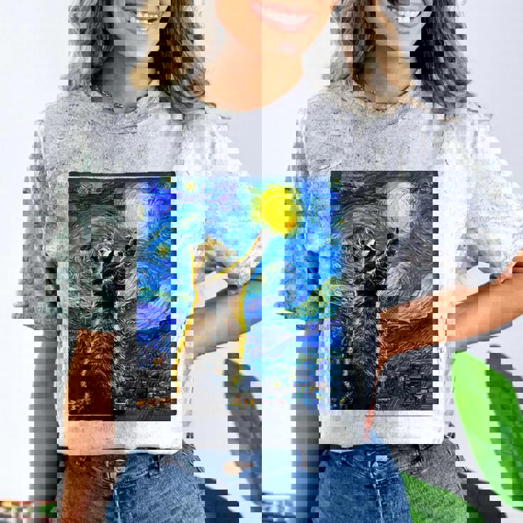 Raccoon Starry Night T-Shirt - Van Gogh-Inspired Art for Raccoon Lovers