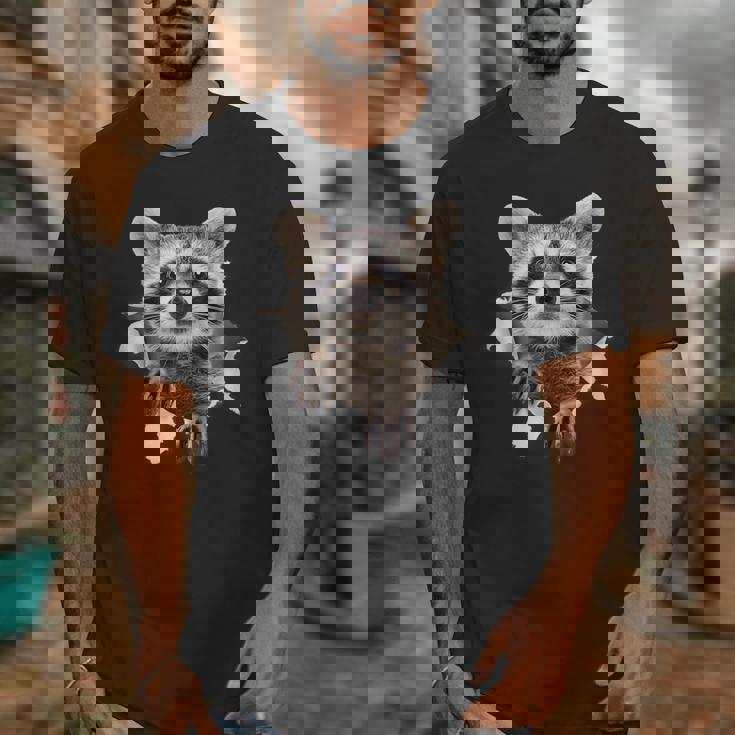 Raccoon Lover Unisex T-Shirt - Fun Gift for Dad & Mom