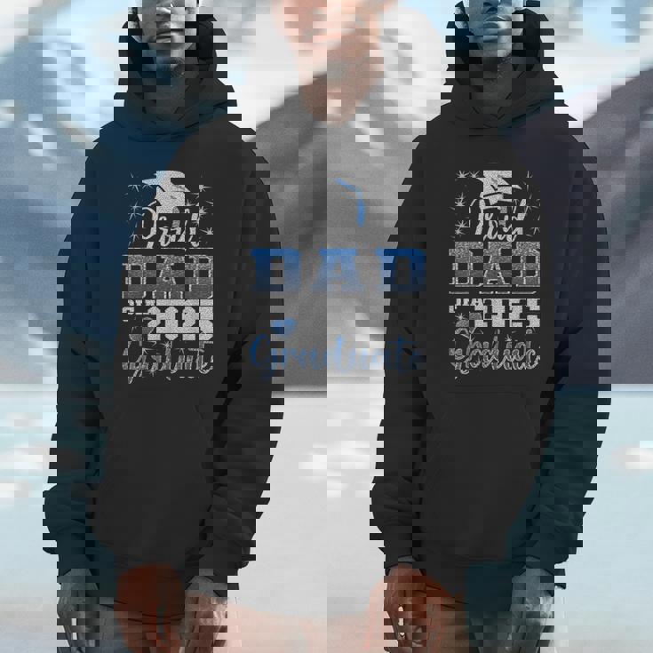 Super Proud Dad Of 2025 Graduate Awesome Family College Unisex Hoodie