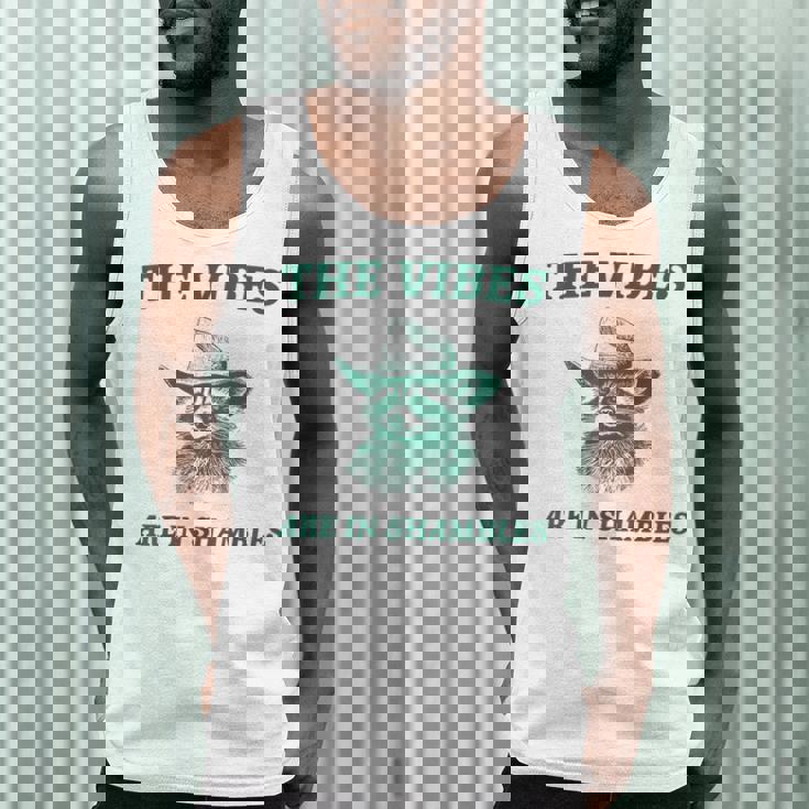 Sarcastic Raccoon Cowboy Men’s Tank Top – Humorous Wild West Vibes