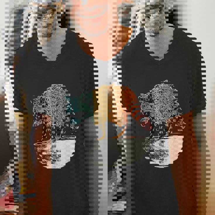 Retro Raccoon Men's V-Neck T-Shirt - Vintage Trashpanda Theme