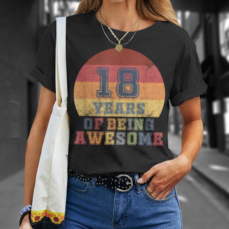 18Th Birthday Girl Daughter 18 Years Old Son Boys Retro T-Shirt Geschenke für Sie