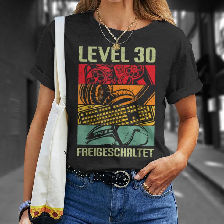 30Th Birthday Man Decorative Gamer Gamer Gamer For 30 Years Man T-Shirt Geschenke für Sie