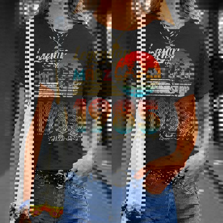 Birthday Legendary Since March 1985 T-Shirt Geschenke für Sie