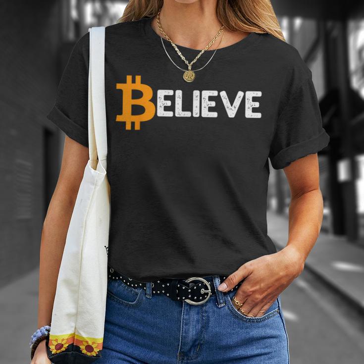 Bitcoin Logo Believeintage Btc Cryptocurrency Trader T-Shirt Geschenke für Sie