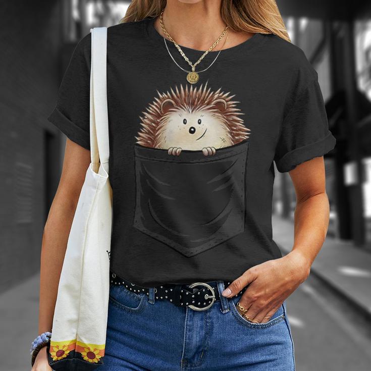 Casual Cute Spiky Hedgehog In Your Pocket T-Shirt Geschenke für Sie