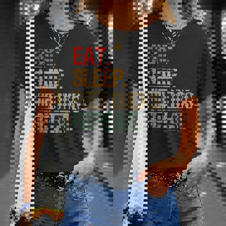 Eat Sleep Feed Ducks Repeat Duck Breeders Vintage Tank Top T-Shirt Gifts for Her