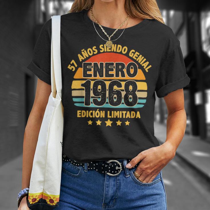 Enero 1968 57 Años Hombre Cumpleaños Regalo Enero 1968 Camiseta unisex Regalos para ella