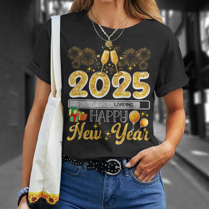 Happy New Year 2025 Loading Fireworks Champagne Lover T-Shirt Geschenke für Sie