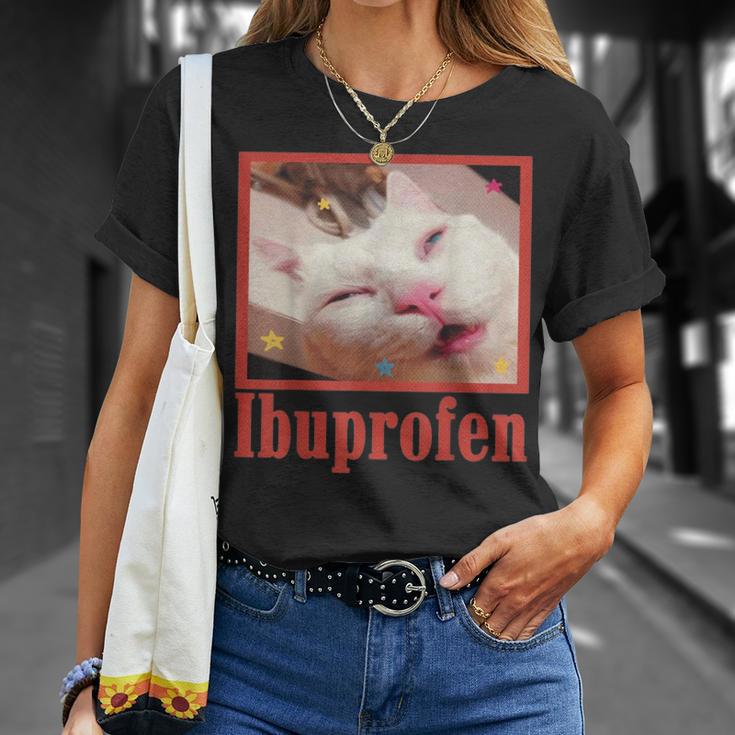 Ibuprofen Cat Meme T-Shirt Geschenke für Sie