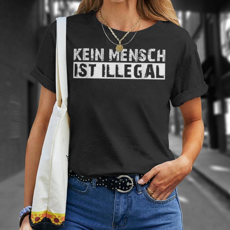 Kein Mensch Ist Illegal Anti Rassismus Tolerance T-Shirt Geschenke für Sie