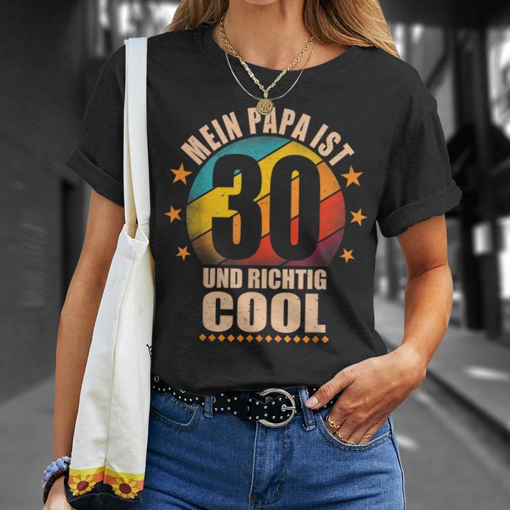 Mein Papa Ist 30 Und Richtig Cool 30Th Birthday Man T-Shirt Geschenke für Sie