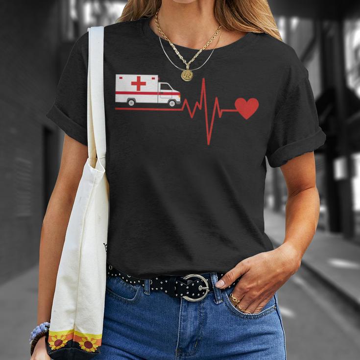 Paramedic With Emergency Service Driver Ekg T-Shirt Geschenke für Sie