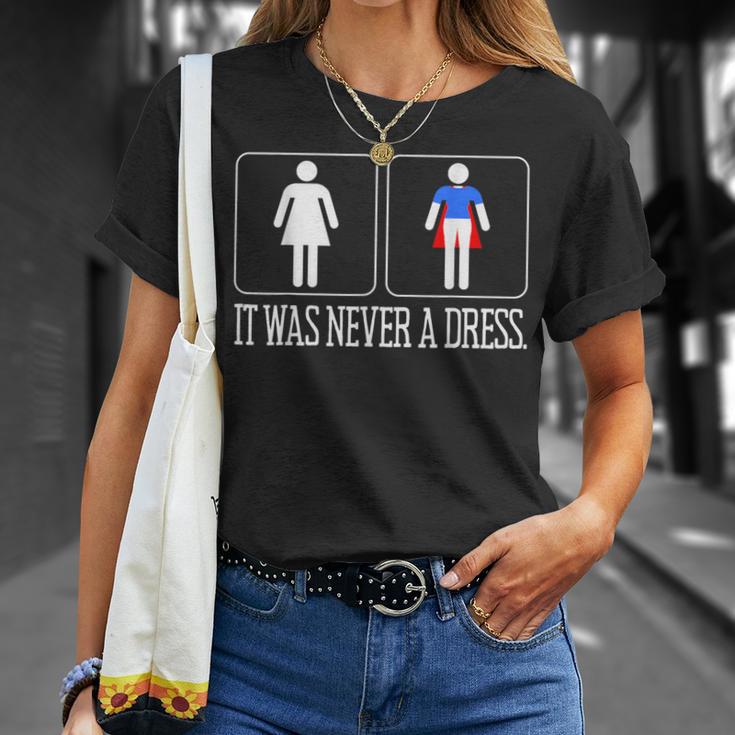 Women's It Was Never A Dress Superheroine Women's Power Feminist T-Shirt Geschenke für Sie