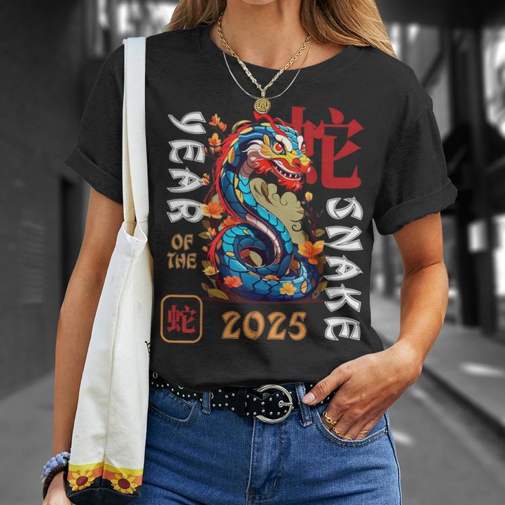 Year Of The Snake 2025 Zodiac Chinese New Year 2025 T-Shirt Geschenke für Sie