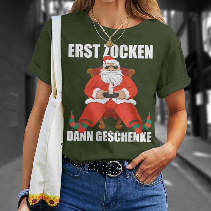 Christmas And Gaming T-Shirt Geschenke für Sie