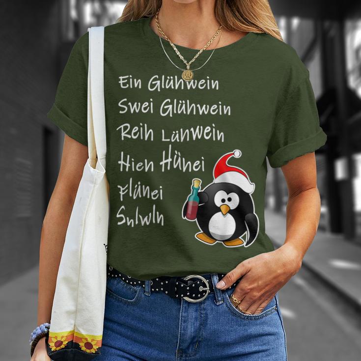 With Text 'Ein Glühwein' A Mulled Wine Swei Mulled Wine Penguin For Christmas T-Shirt Geschenke für Sie