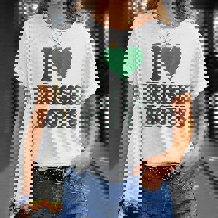 St Patrick Day I Love Irish Boys I Heart Irish Boys T-Shirt Gifts for Her