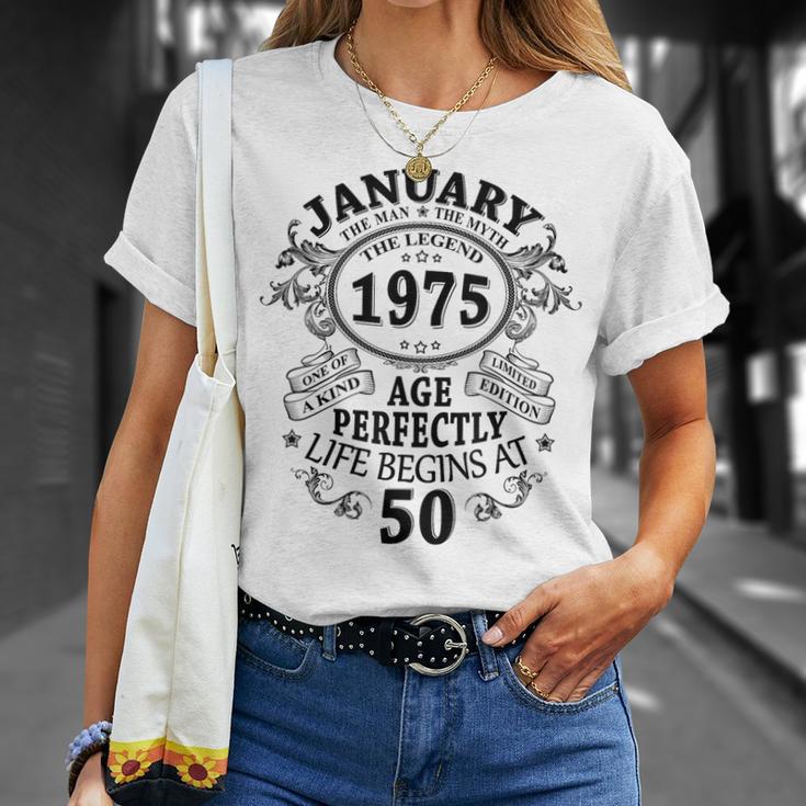 January 1975 50 Years Decoration 1975 50Th Birthday T-Shirt Geschenke für Sie