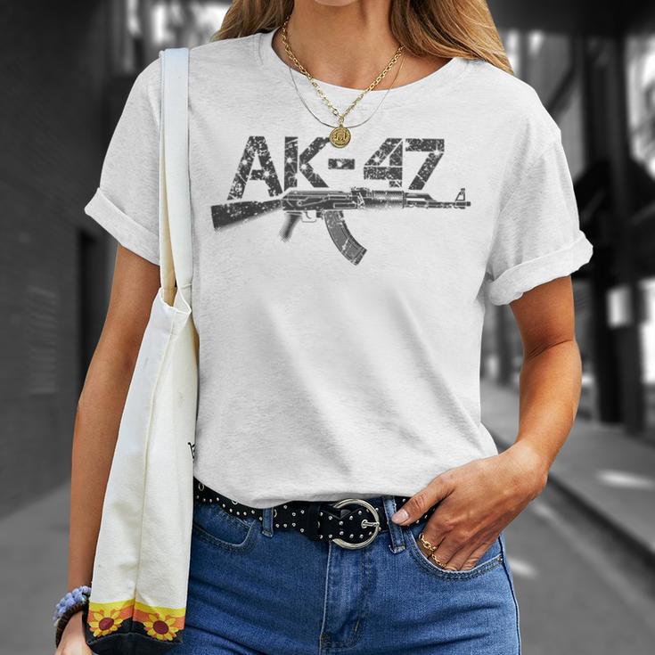 Vintage Ak-47 Rifle Envejecido Camiseta unisex Regalos para ella