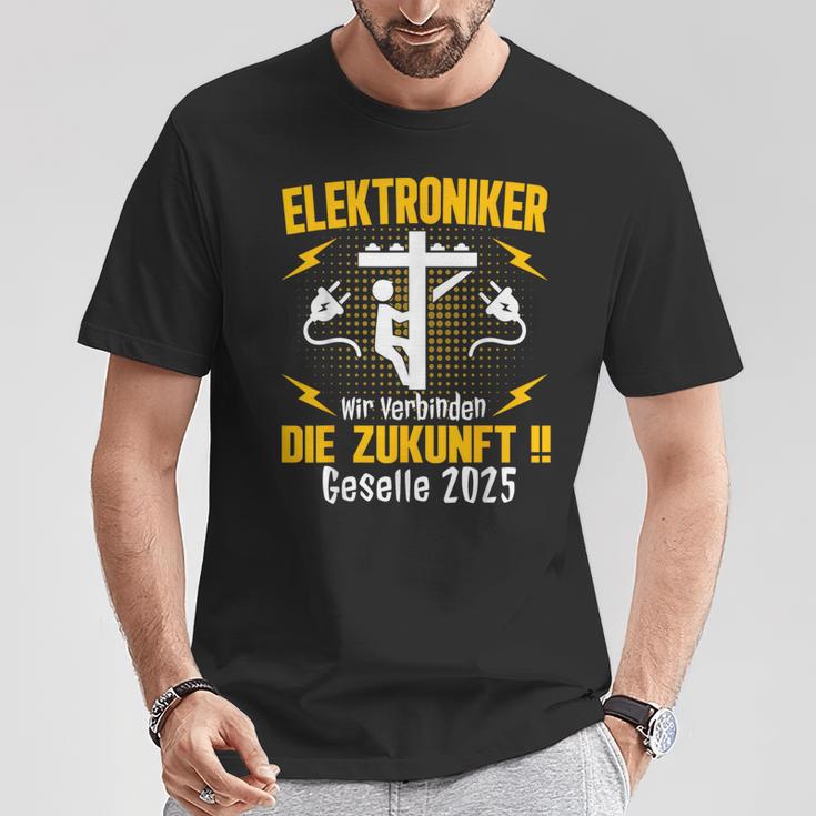 Elektroniker Azubi Ausbildung Gesellenprüfung Geselle 2025 T-Shirt Lustige Geschenke