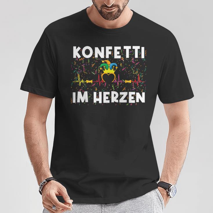 Fancy Dress Confetti In Heart T-Shirt Lustige Geschenke