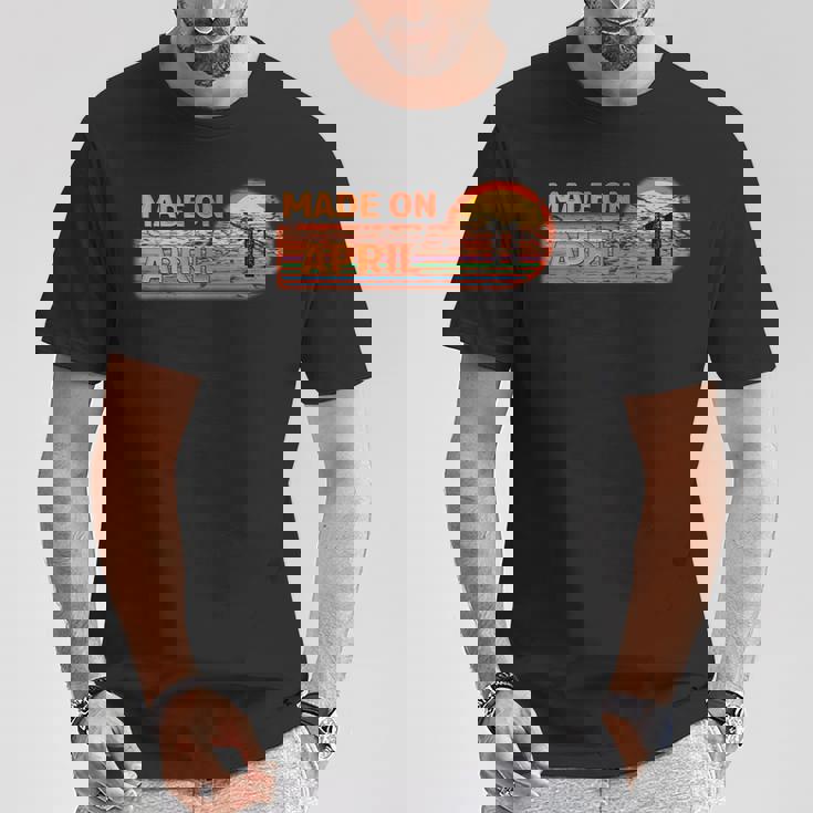 Hecho En Abril 11 Impresionante Nacido En 11 Cumpleañosintage Camiseta unisex Regalos divertidos