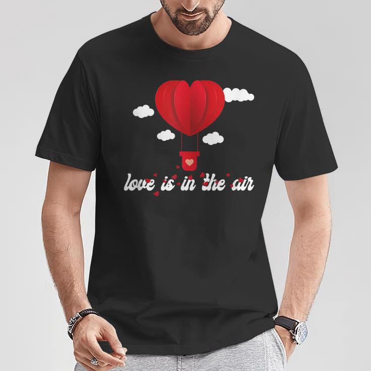 Love Is In The Air StAlentine's Day T-Shirt Lustige Geschenke