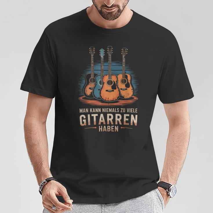 Man Kann Niemals Zuiele Gitarren Haben Gitarrist T-Shirt Lustige Geschenke