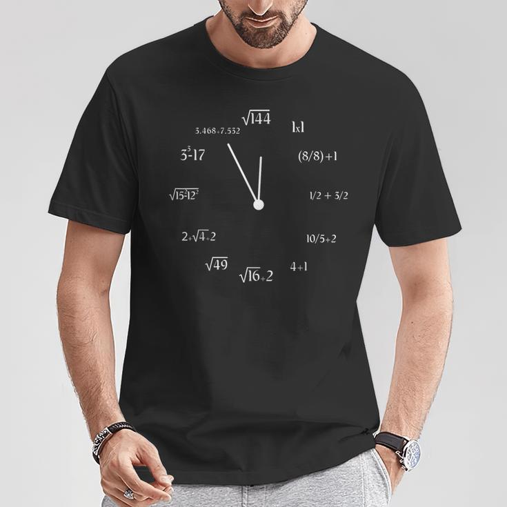 Maths Clock Meme Maths Clock Maths T-Shirt Lustige Geschenke