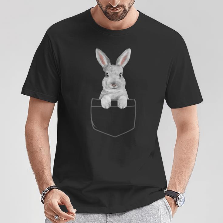 Rabbit In Chest Pocket Easter Bunny Carnickel For Women T-Shirt Lustige Geschenke