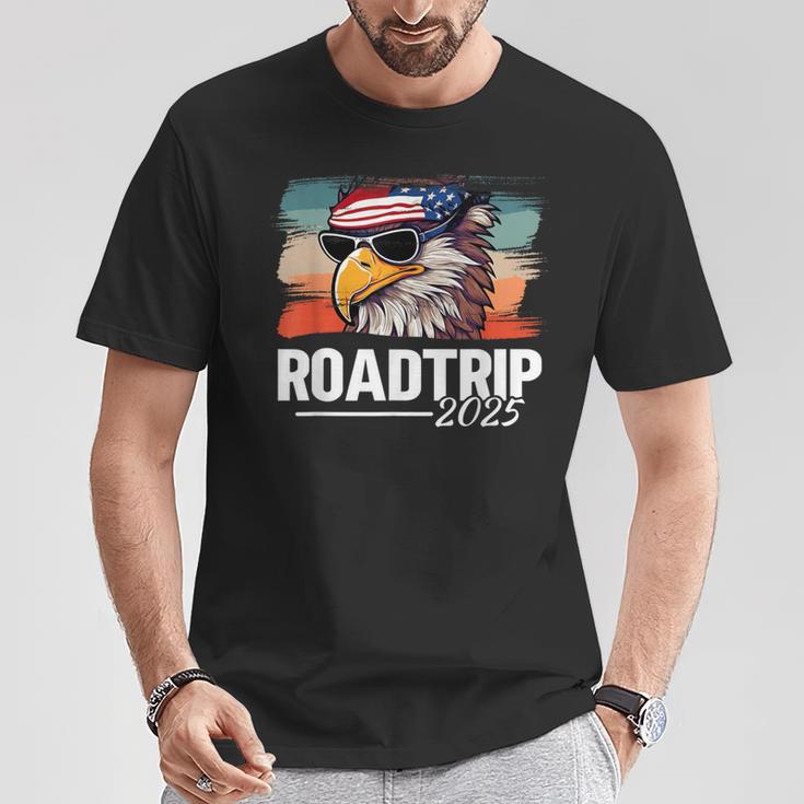 Roadtrip Must Have Travel Car Tour 2025 Fan Item Usa T-Shirt Lustige Geschenke