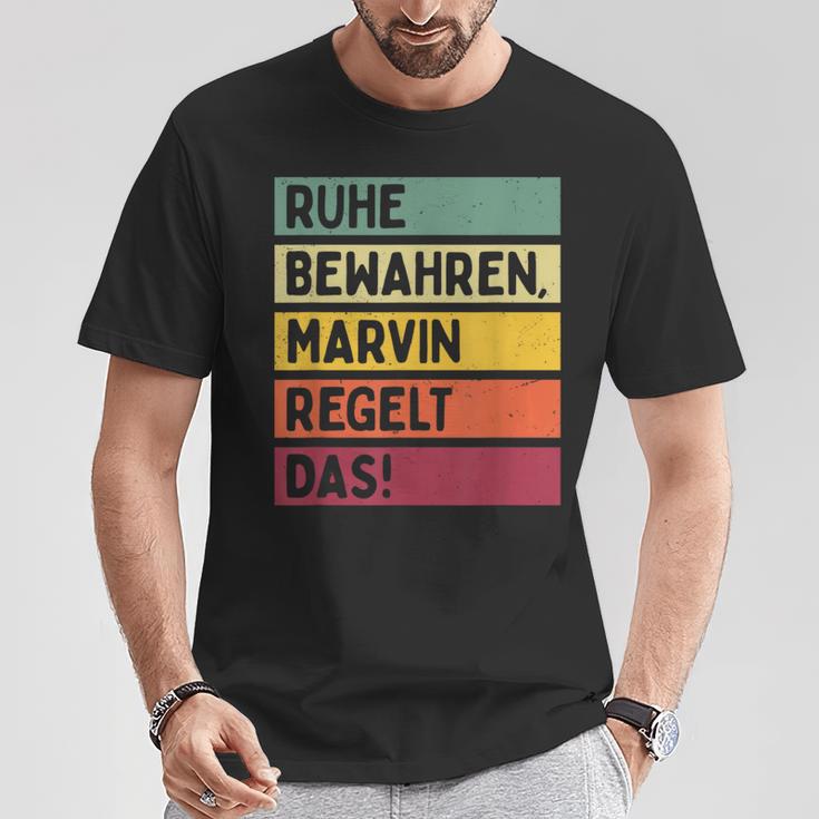 Ruhe Bewahren Marvin Regelt Das Spruch In Retro Farben T-Shirt Lustige Geschenke